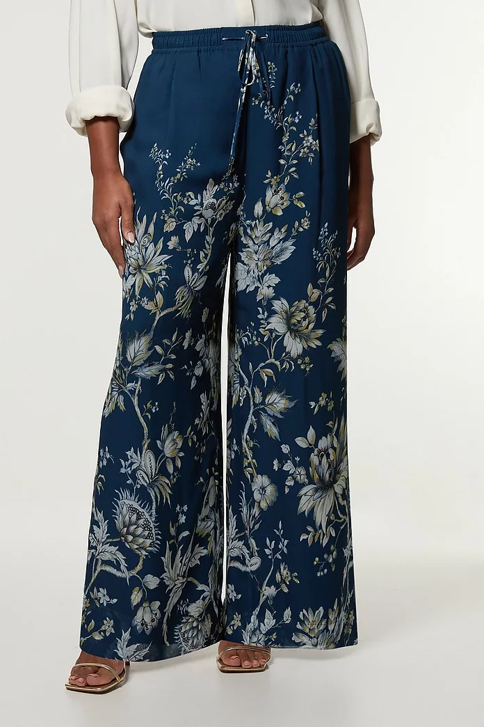 Plus Size Border Print Viscose Piped Woven Wide Leg Pants Plus Size Border Print Viscose Piped Woven Wide Leg Pants